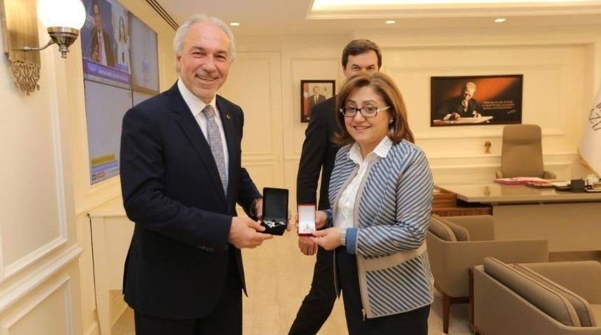 Kamil Sara&ccedil;oğlu, Başkan Fatma Şahin&rsquo;in Konuğu Oldu