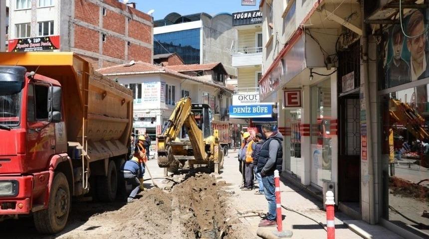 Fatsa&rsquo;nın Şebeke Hatları Hızla Yenileniyor