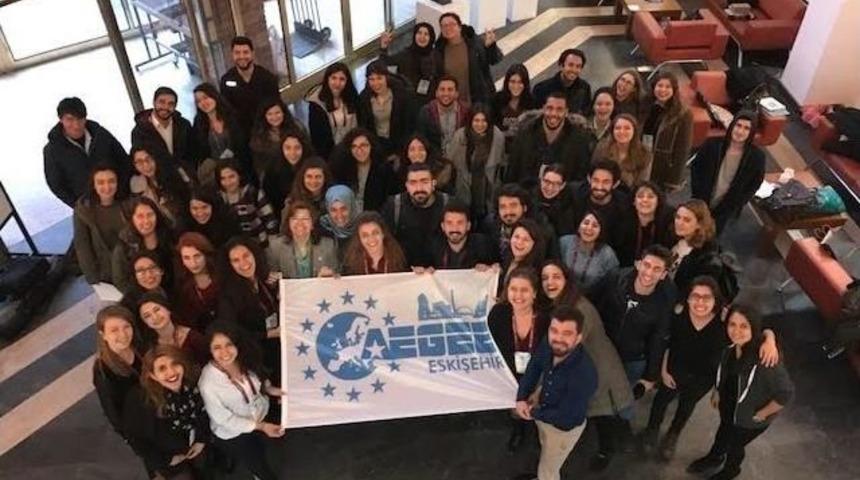 Eskişehir’de ’sivil Toplum Kuruluşları Fuarı’ Başarıyla Tamamlandı