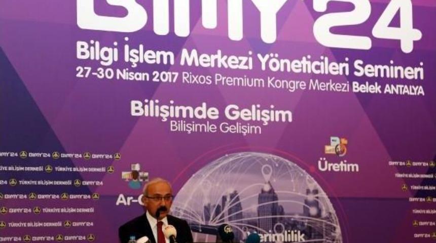 Bakan Elvan: Geleceğin G&uuml;&ccedil;l&uuml; Toplumları Dijitalleşmeyi Etkin Kullananlar Olacak