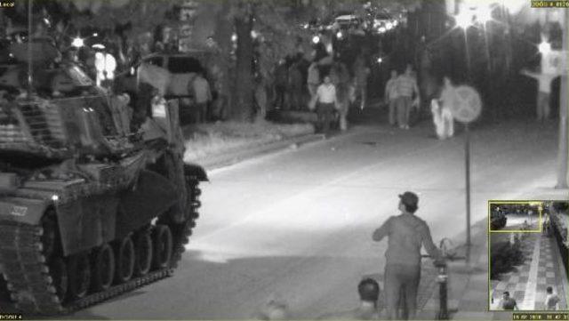 İşte 15 Temmuz Gecesi Ankara Sokaklarındaki Tanklar Ve Tank Personelleri