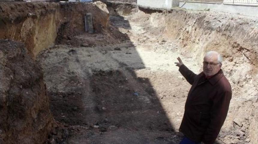 Ardahan K&uuml;lt&uuml;r Ve Turizm M&uuml;d&uuml;r&uuml; Alantar: Tabutta Kılı&ccedil; Yoktu