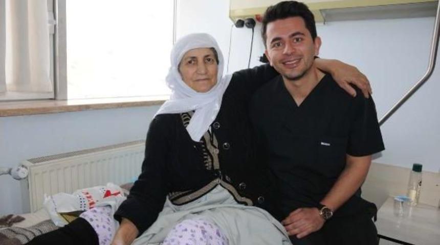 Trabzonlu Doktor Hakkarililer'in Sevgisini Kazandı