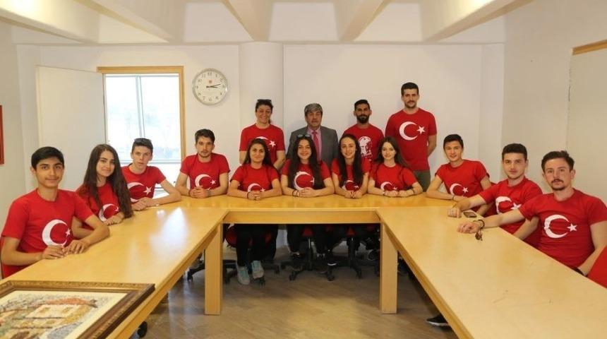 Burhaniyeli Gen&ccedil;ler Yunanistan&rsquo;a Gidiyor