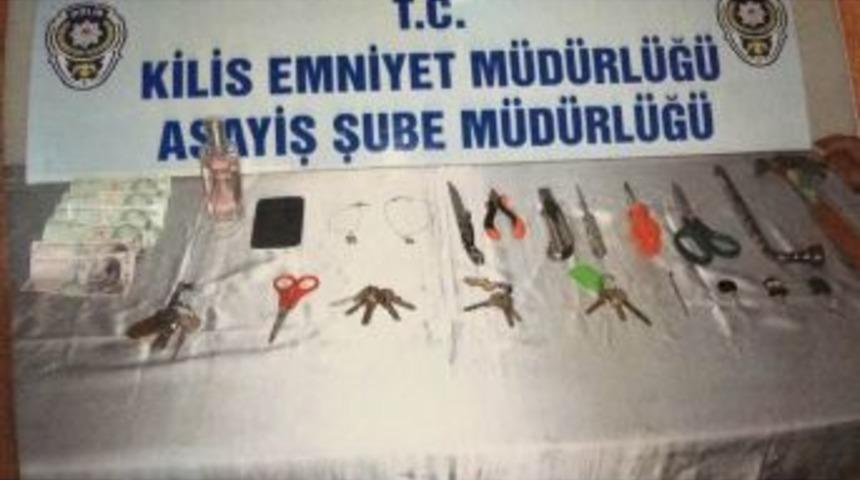 Aynı Spor Salonunda 3 Kez Hırsızlık Yaptığı İddia Edilen Kişi G&ouml;zaltına Alındı