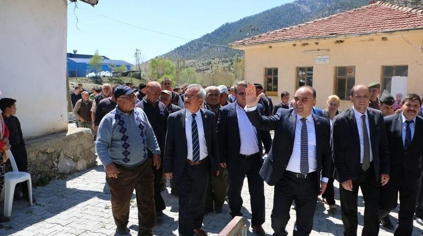 Vali G&uuml;naydın&rsquo;dan K&ouml;y Ziyaretleri