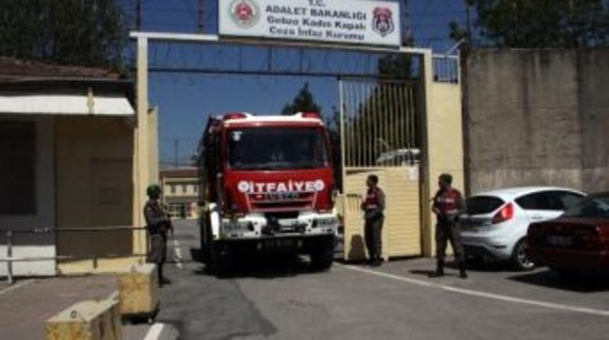 Cezaevinde &Ccedil;ıkan Yangın İtfaiye Ekiplerince S&ouml;nd&uuml;r&uuml;ld&uuml;