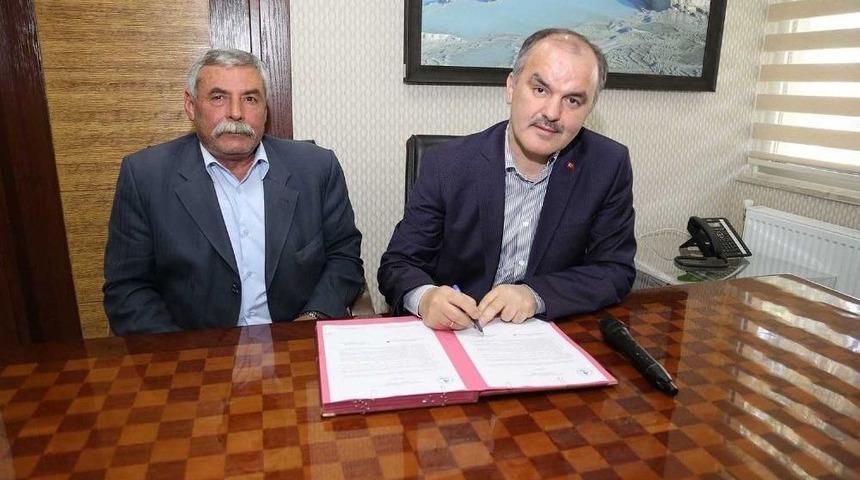 Pamukkale Belediyesi&rsquo;nden Sulama Birliğine Destek