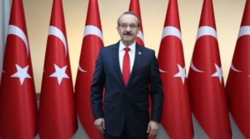 Vali Yavuz&rsquo;da Kurtuluş Mesajı