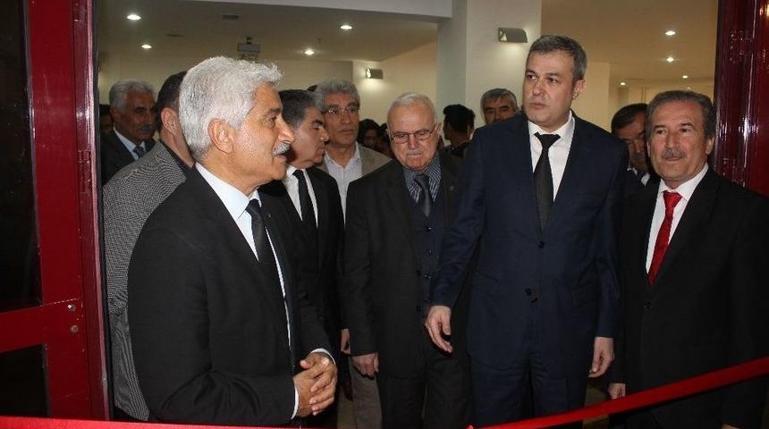 Geleneksel El Sanatları Ve T&uuml;rk S&uuml;sleme Sanatları Karma Sergisi Kayseri&rsquo;de A&ccedil;ıldı