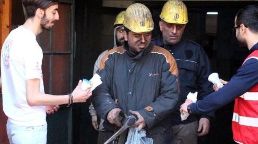 Kızılay'dan Maden Işçilerine Sıcak Karşılama