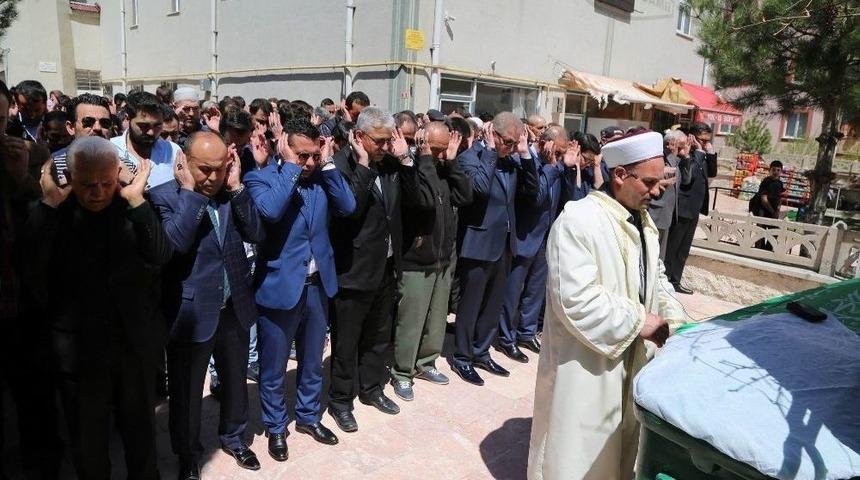 Şehit Annesi Son Yolculuğuna Uğurlandı