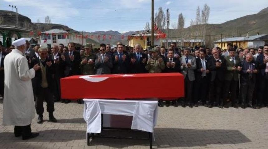 Şehit G&uuml;venlik Korucusu T&ouml;renle Toprağa Verildi