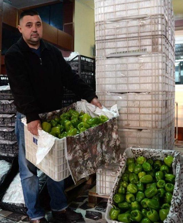 İstanbul'da Sebze- Meyve Fiyatı Yükseldi, Hal Esnafı Mağdur Oldu
