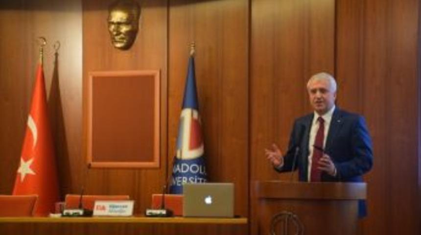 Güzel Sanatlar Fakütesi’nden "4. Bahar Buluşmaları Konferansı"