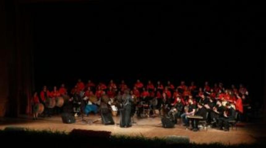 Vurmalı &Ccedil;algılar Topluluğu G&ouml;sterisi