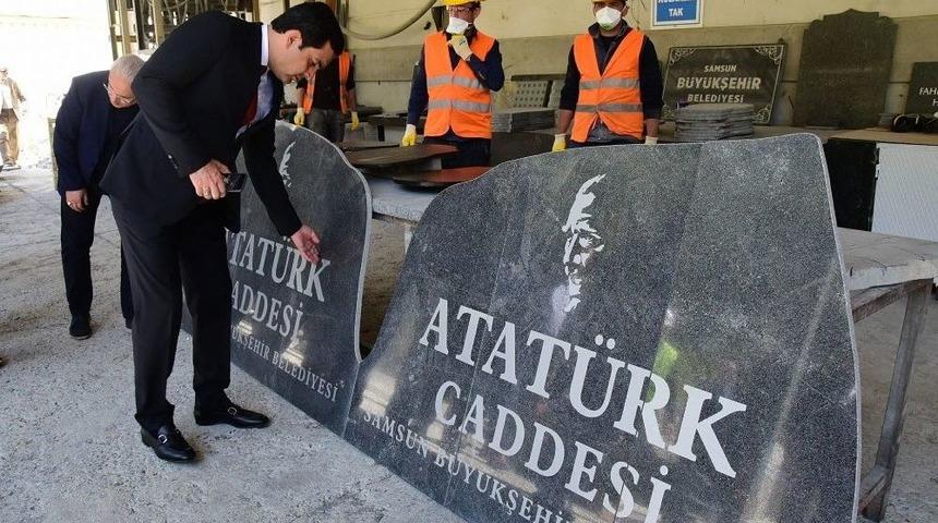 Başkan Yılmaz Konuklarına Samsun&rsquo;u Tanıttı