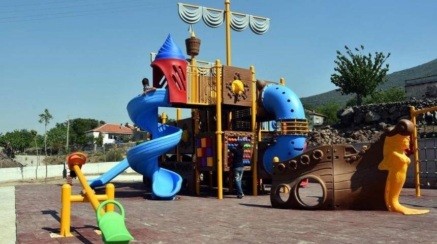 Aliağa Karakuzu Mahallesi&rsquo;ne Modern Park