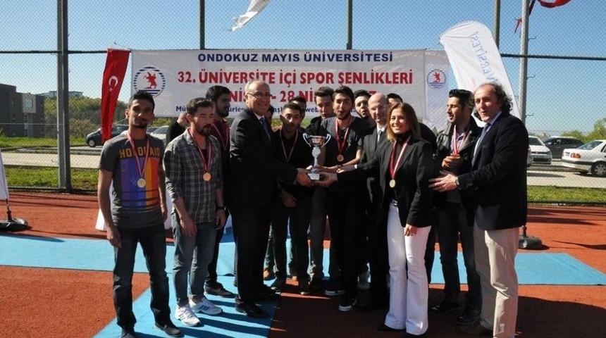 32. Üniversite İçi Spor Şenlikleri Sona Erdi