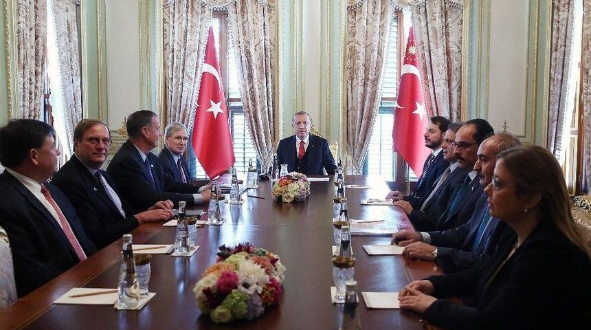 Cumhurbaşkanı Erdoğan, Atlantik Konseyi Y&ouml;netim Kurulu&rsquo;nu Kabul Etti