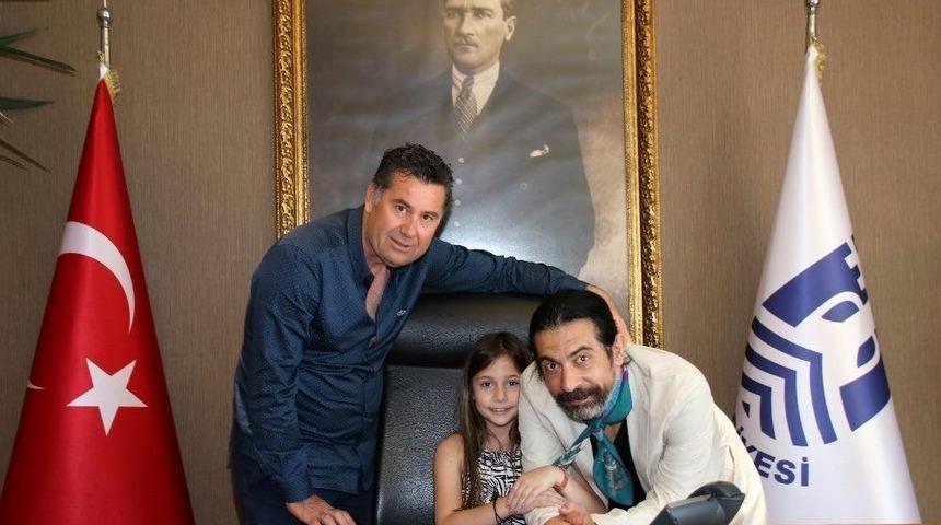 Okan Bay&uuml;lgen&rsquo;in Kızı Başkan Oldu