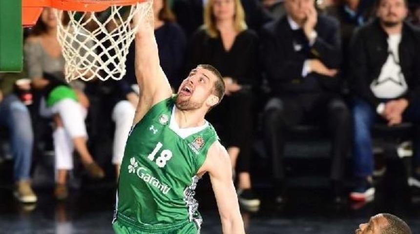 Dar&uuml;şşafaka Doğuş Avrupa'ya Veda Etti