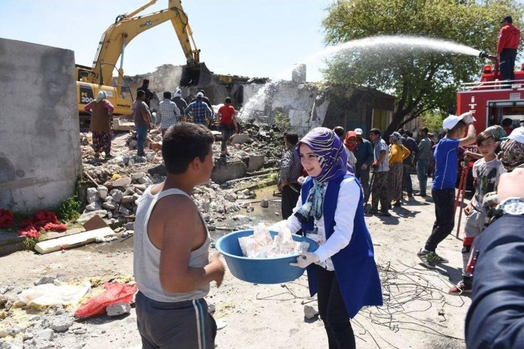 B&uuml;y&uuml;kşehir&rsquo;den Roman Vatandaşlar İ&ccedil;in Lokma Hayrı