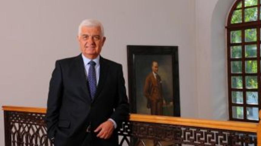 B&uuml;y&uuml;kşehir Belediye Başkanı Osman G&uuml;r&uuml;n;