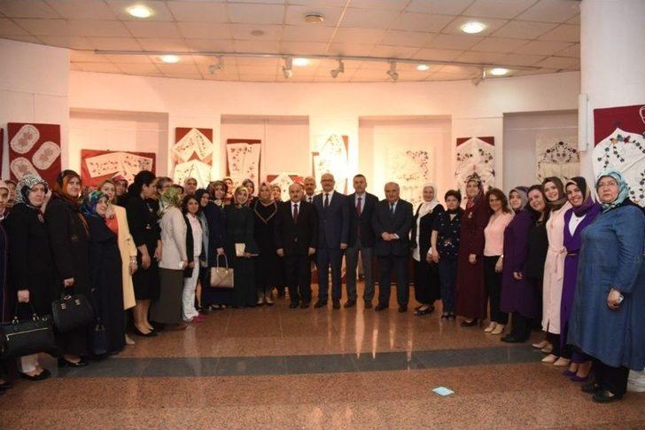 İğne Oyası Ve Tunus Sergisi Açıldı G5