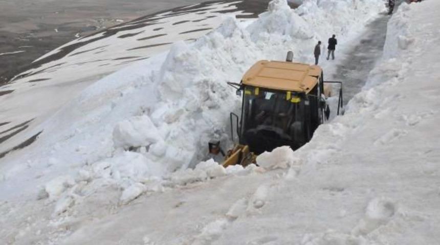 Bitlis&rsquo;Te Karla M&uuml;cadele &Ccedil;alışması