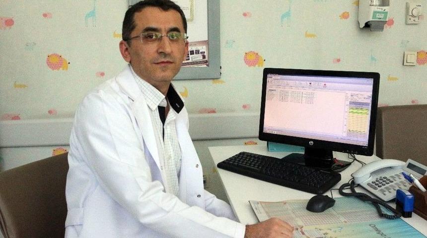 Uzmanlardan Ailelere Bebekler İ&ccedil;in Aşı Uyarısı