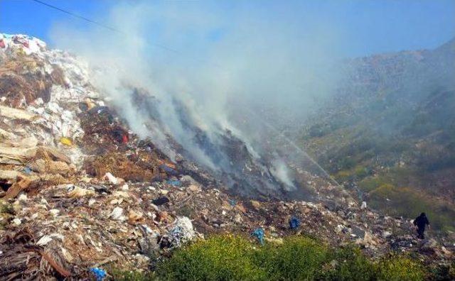 Bodrum'da Çöplükte Yangın