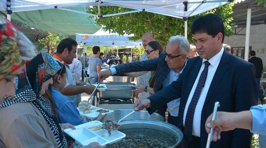 Kemer Belediyesi&rsquo;nde 1 Mayıs Coşkusu