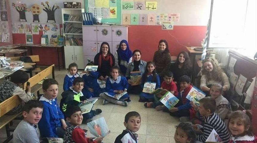 &Ouml;ğrencilerin Kitap Sevinci