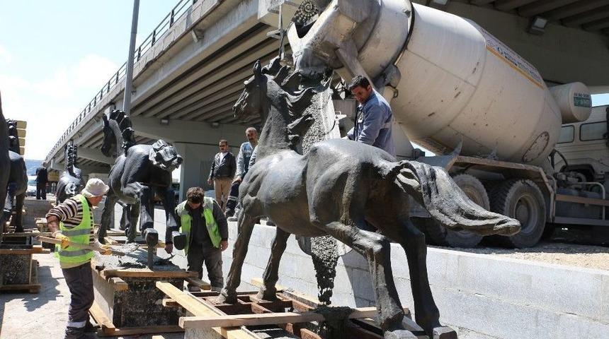 B&uuml;y&uuml;kşehir Belediyesi&rsquo;nden Akk&ouml;pr&uuml;&rsquo;ye &ldquo;atlı&rdquo; Havuz