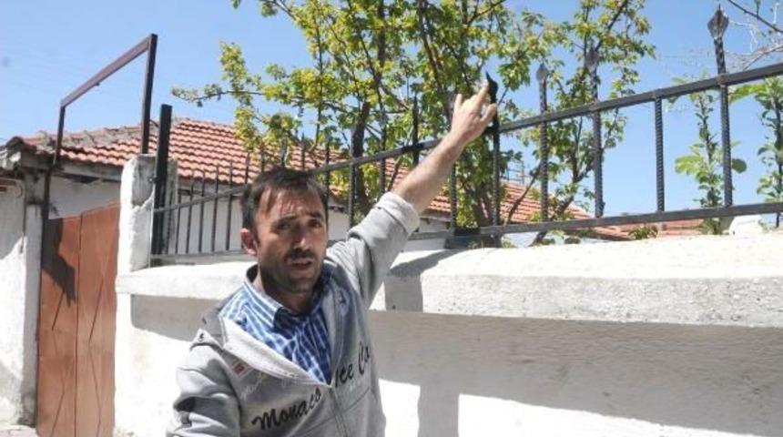 Topunu Almak Isterken &Ouml;l&uuml;mden D&ouml;nd&uuml;