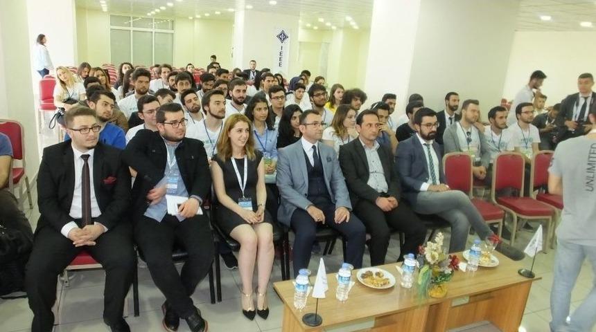 Burhaniye&rsquo;de Enerji Kampı Başladı