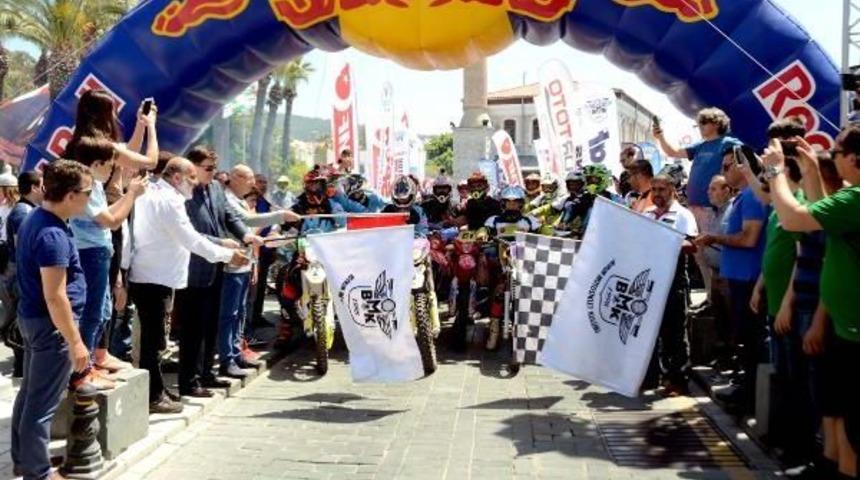 T&uuml;rkiye Enduro Şampiyonası Magazin Startı Ile Başladı