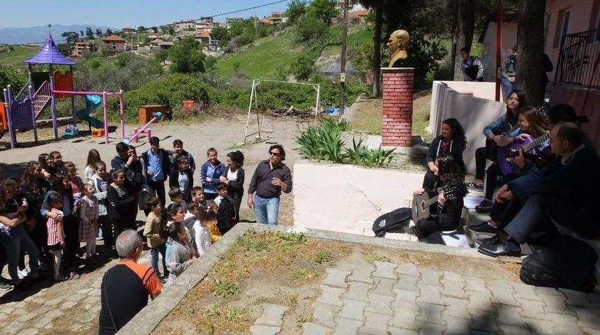 Yeni Zellandalı Abdullah Tanıtım El&ccedil;isi Oldu