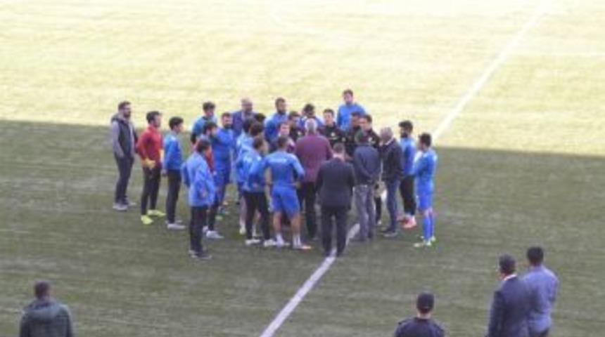 Dersimspor-&ccedil;atalcaspor Ma&ccedil;ı Tatil Edildi