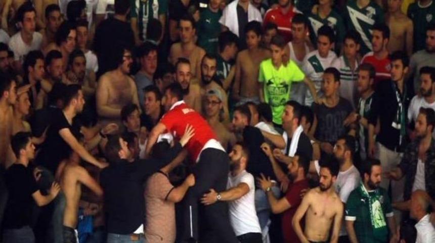 Basketbol Ma&ccedil;ında Kavga