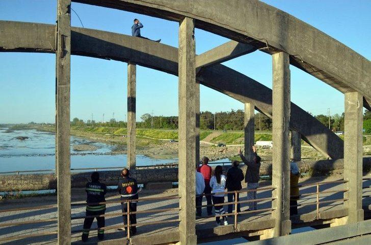 İntiharı Polis Önledi G3