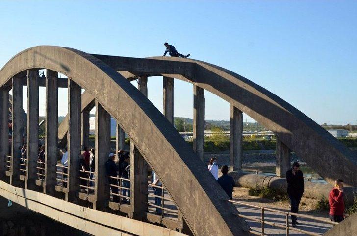 İntiharı Polis Önledi G5