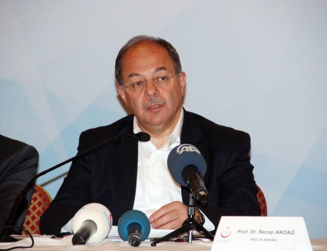 Bakan Akdağ: &ldquo;sigara Yasağı İle İlgili &Ccedil;ok Ciddi Uygulamalar Yapacağız&rdquo;