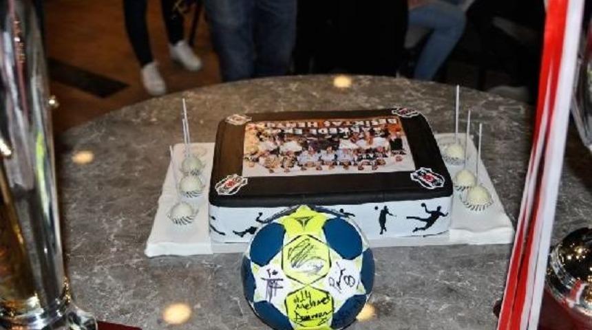 Fikret Orman Şampiyonluk Kutlamasında