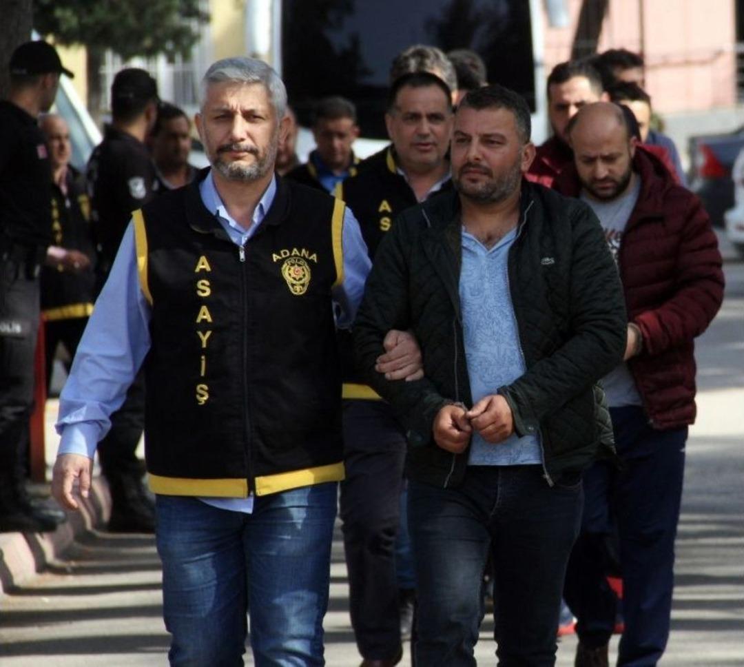 Bankaların Sistem A&ccedil;ığını Bulup 9 Milyon Lira Dolandıranlar Adliyeye Sevk Edildi