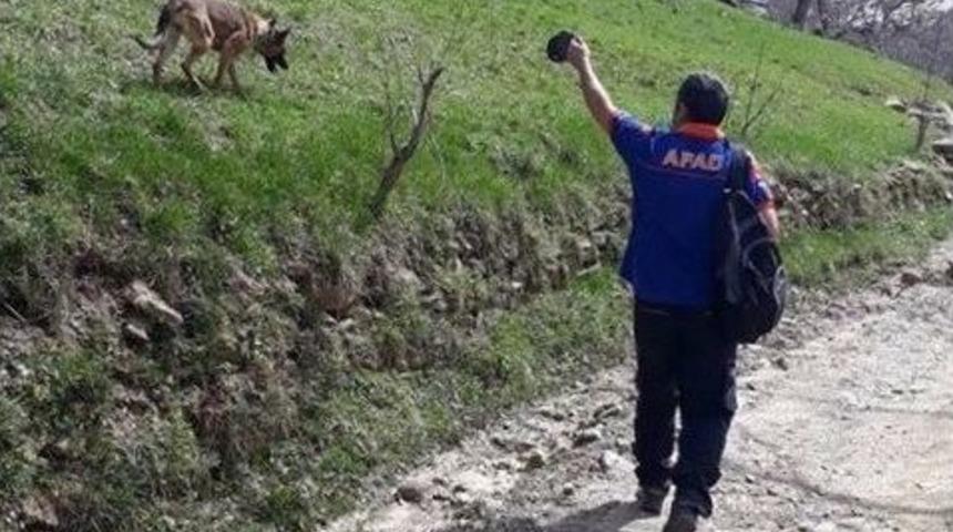 Afad Ekipleri, Hizanda Kayıp Genci Arıyor