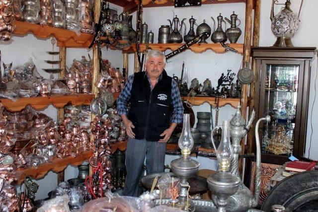 (özel Haber) 50 Yıldır Bakıra Şekil Veriyor 1