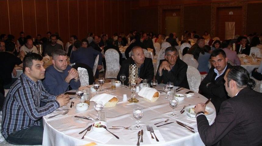 Van&rsquo;da Veteriner Hekimlere &Ccedil;ifte Kutlama