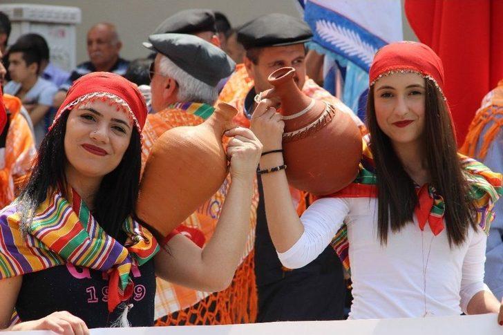 477. Mesir Macunu Festivali Kortej Yürüyüşüyle Başladı G2